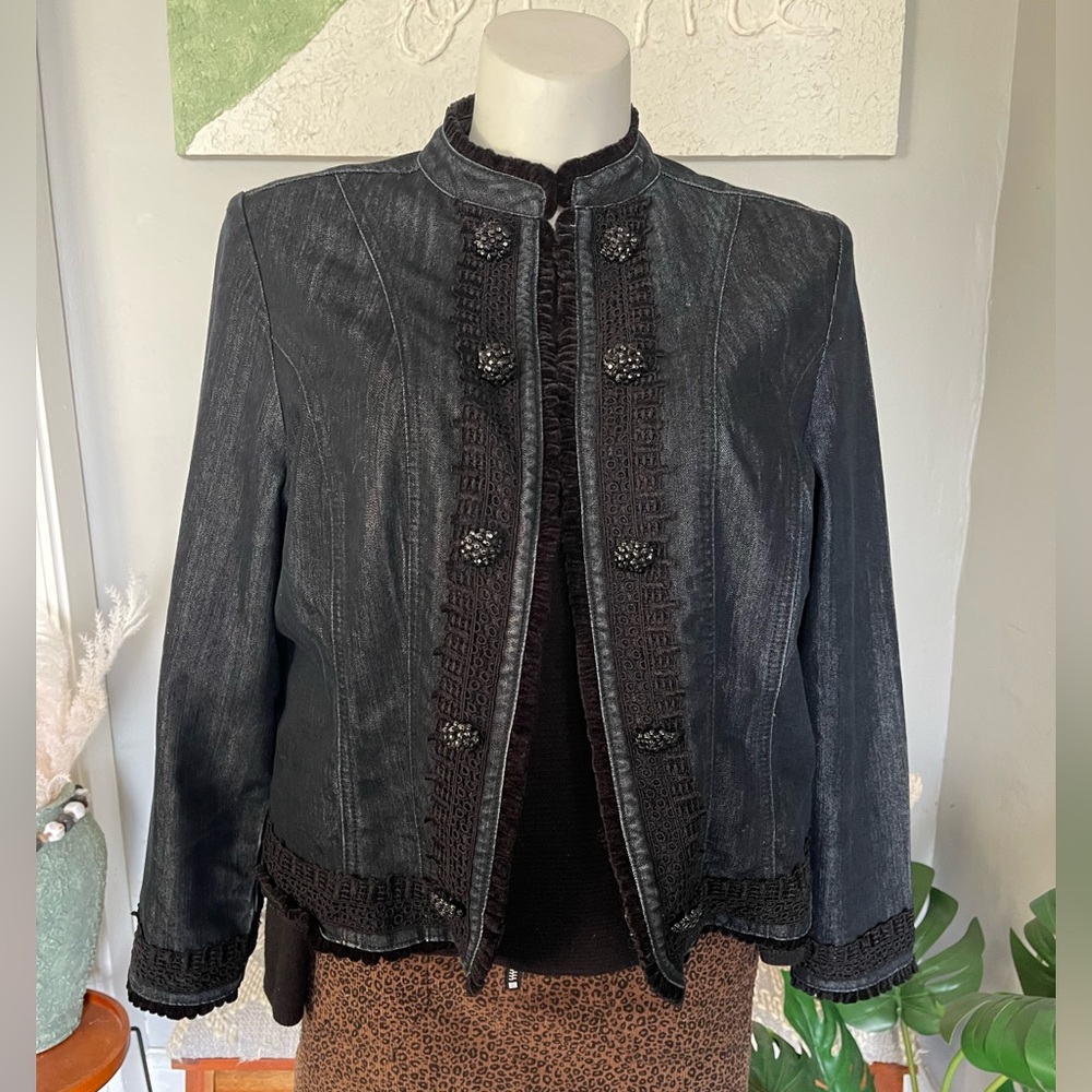 Avenue Black Denim and lace to the hip jacket Sz  18/20